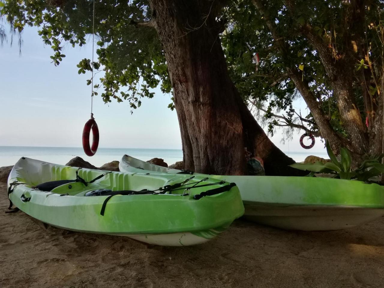 Andaman Beach Resort Koh Jum Exterior foto