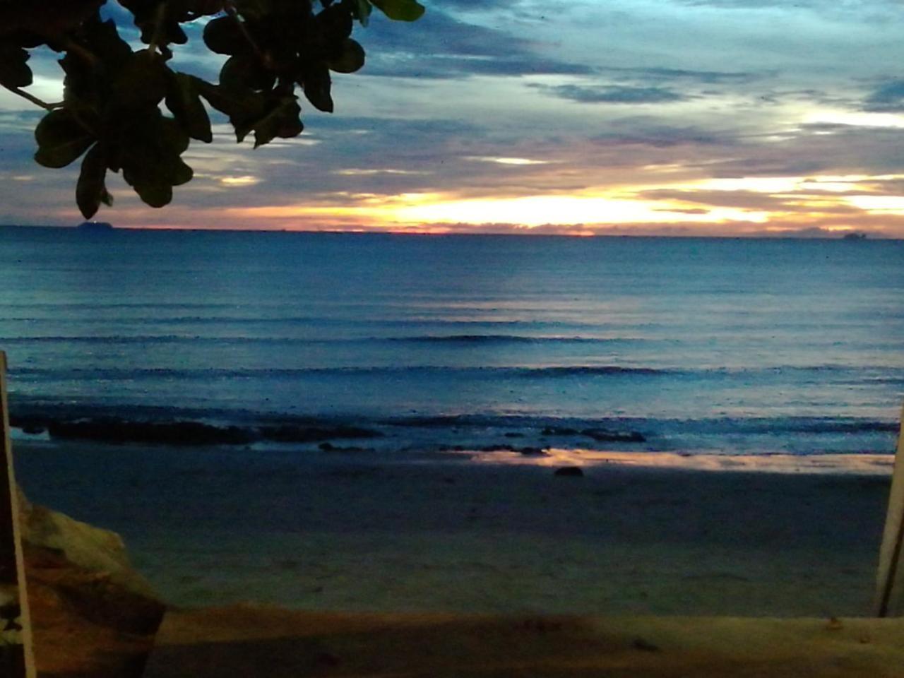 Andaman Beach Resort Koh Jum Exterior foto