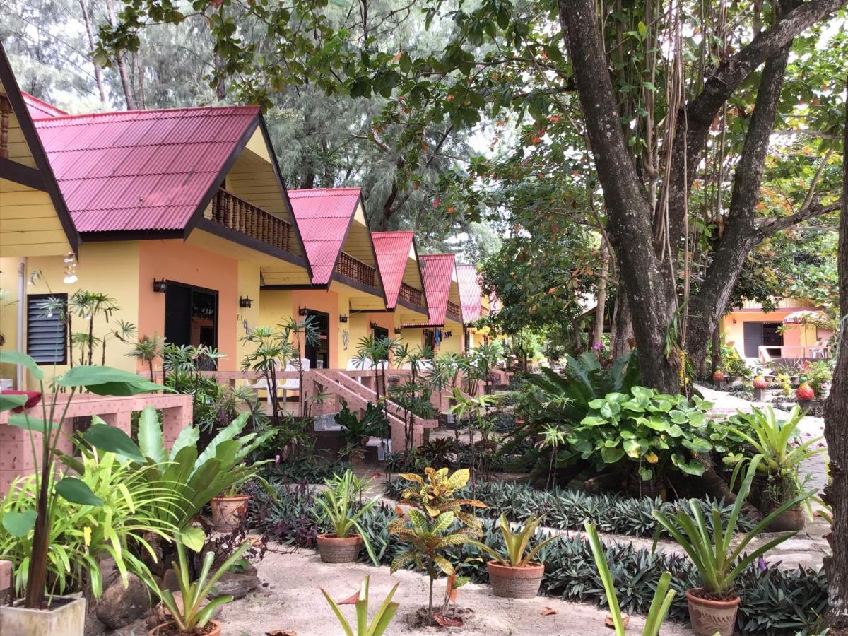 Andaman Beach Resort Koh Jum Exterior foto