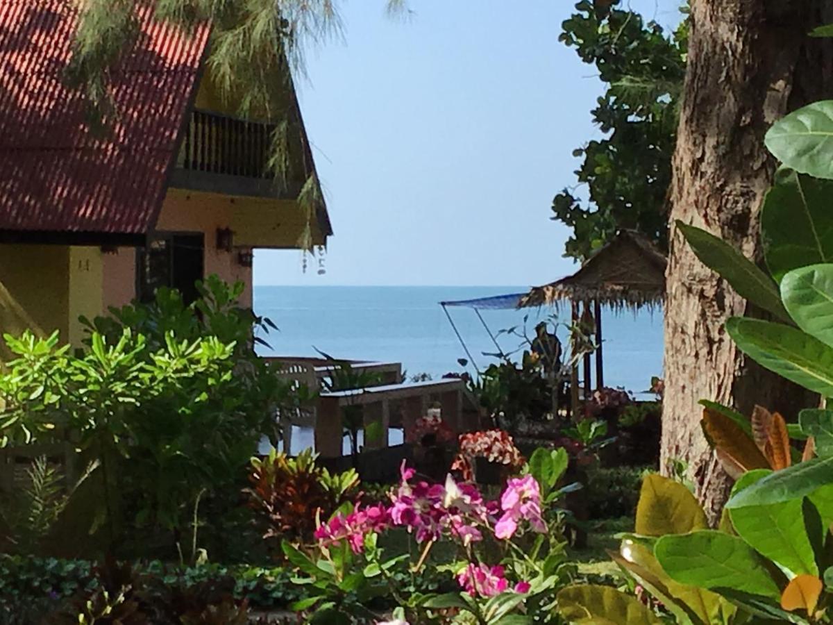 Andaman Beach Resort Koh Jum Exterior foto